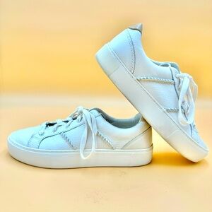 UGG DINALE Womens Size 9 Coconut Milk White Leather Sneaker 1121572 Shoes